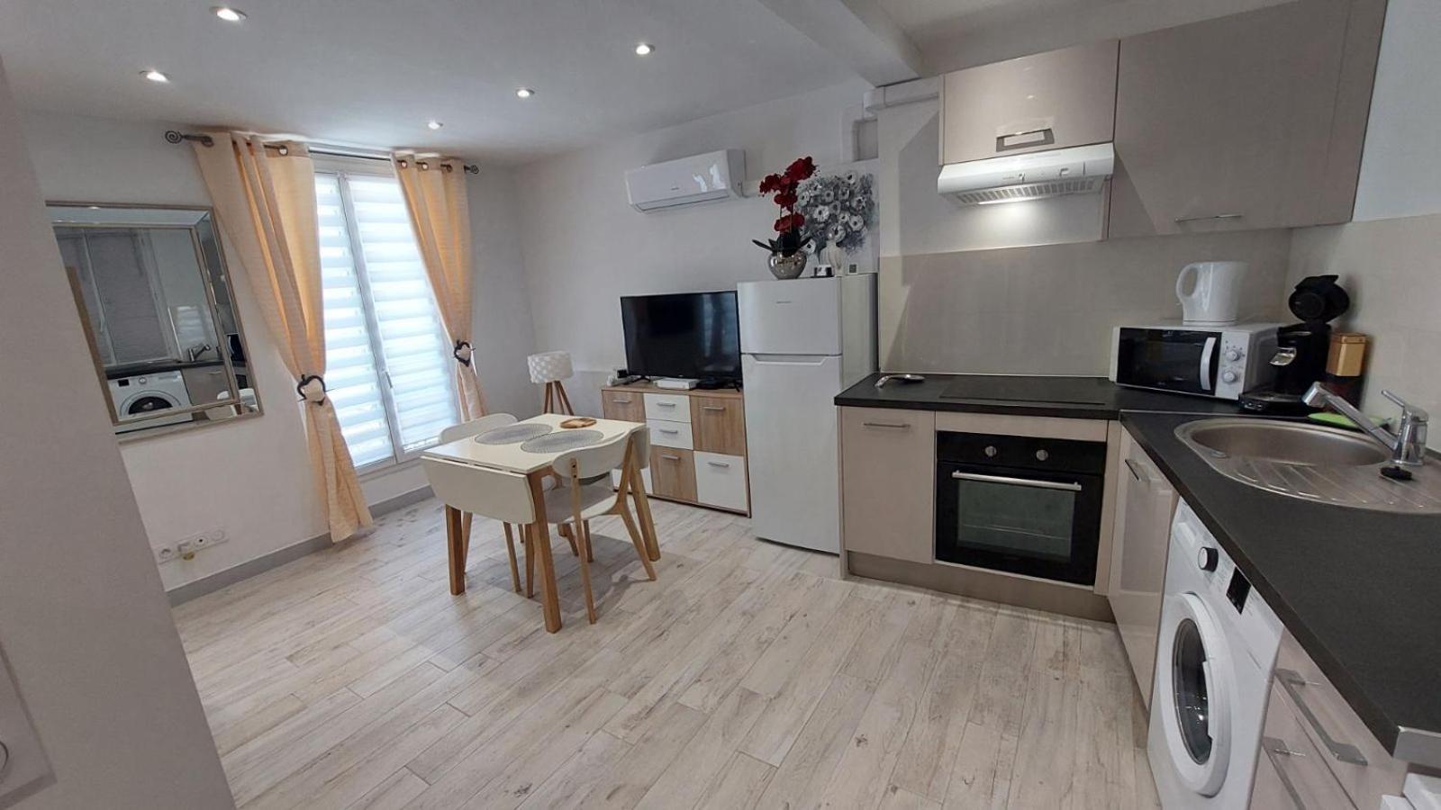 Studio Lumineux Avec Parking Proche Monaco, Nice, Plage Et Gare Menton Exterior foto